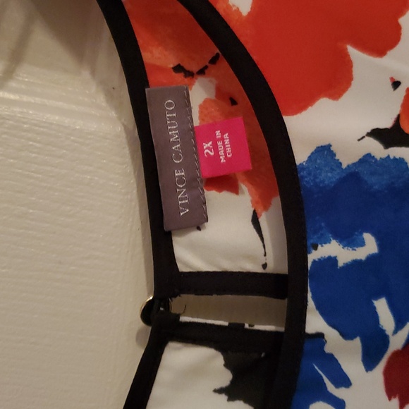 Vince Camuto Red White and Blue Cold Shoulder Top Long Sleeve top Size 2X NWOT - Picture 2 of 4